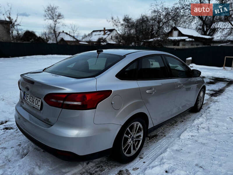 Седан Ford Focus 2015 в Новомосковске фото 4 Седан Ford Focus 2015 в Новомосковске