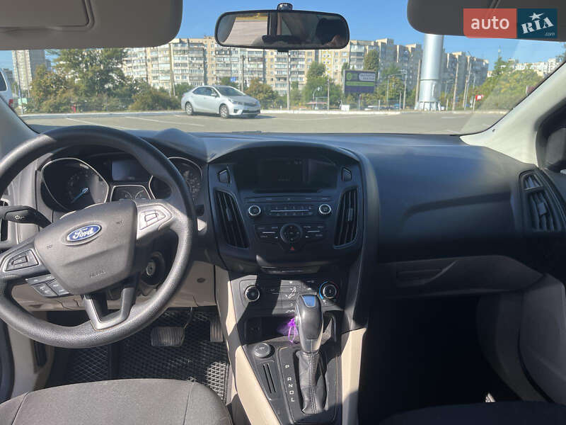 Седан Ford Focus 2015 в Киеве