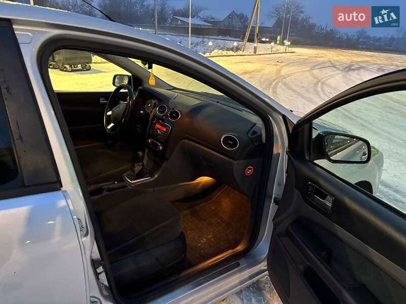 Хетчбек Ford Focus 2007 в Кам'янському