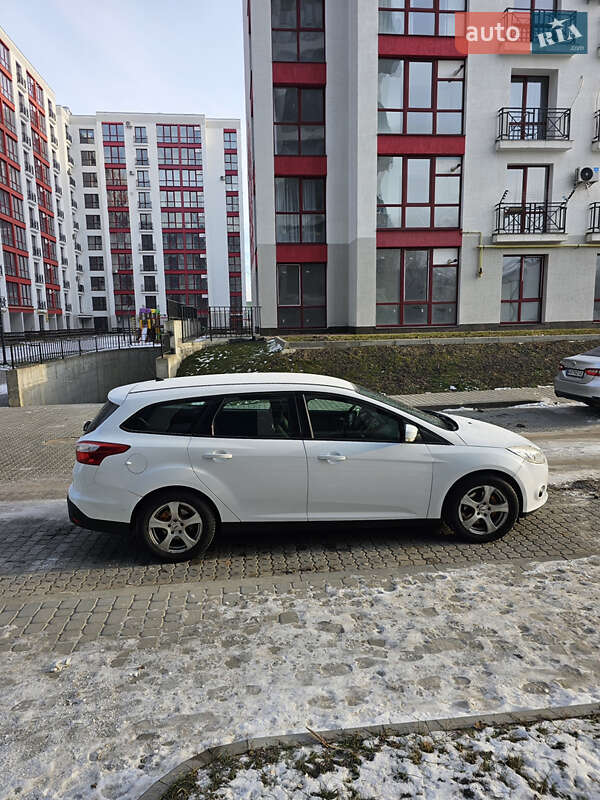 Универсал Ford Focus 2011 в Брошневе-Осаде