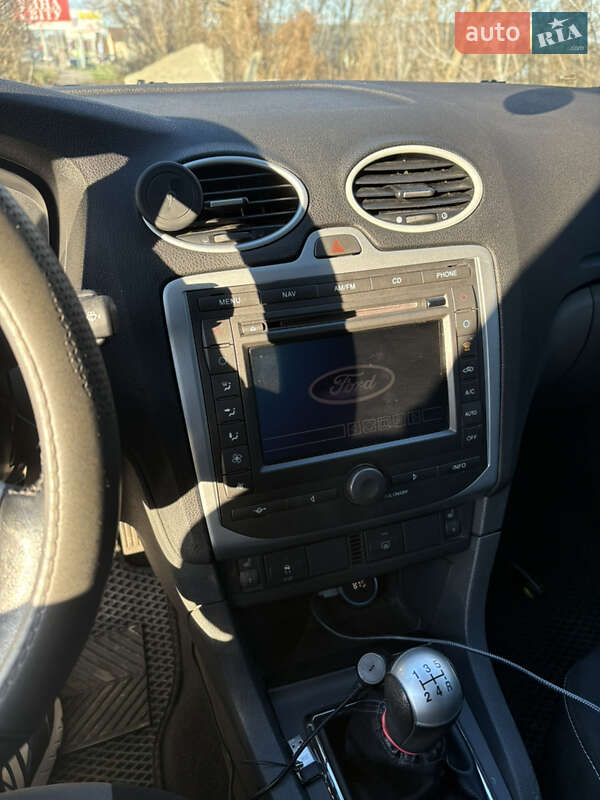 Хэтчбек Ford Focus 2005 в Киеве