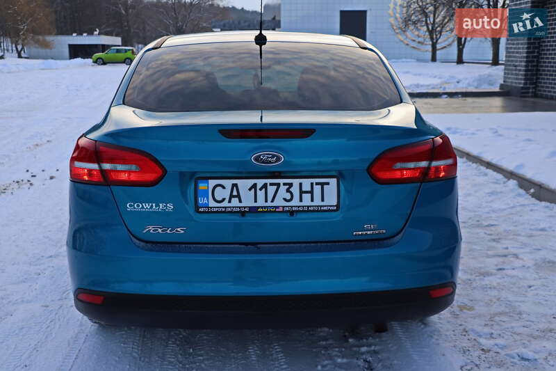 Седан Ford Focus 2015 в Кременчуці