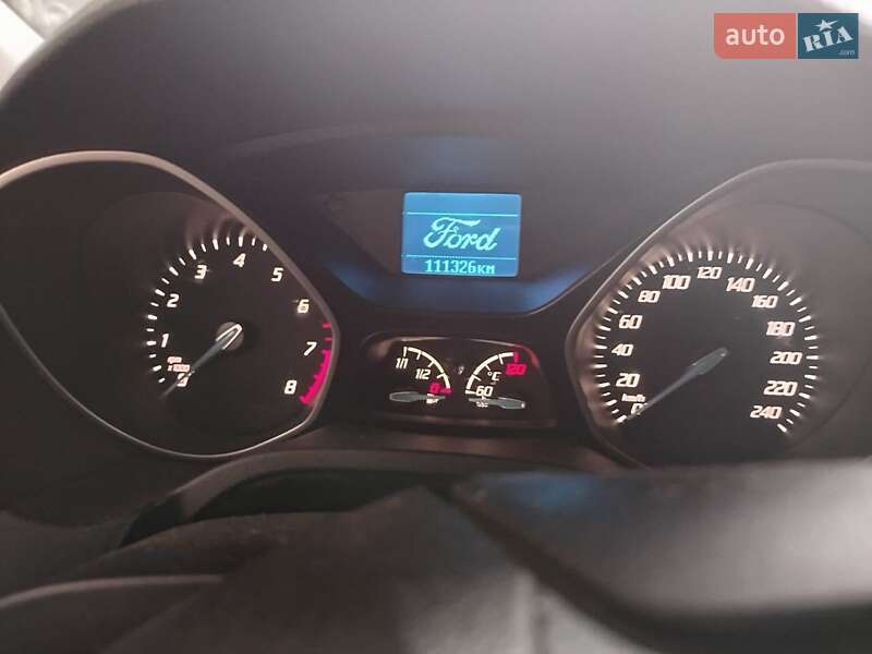 Хэтчбек Ford Focus 2014 в Киеве