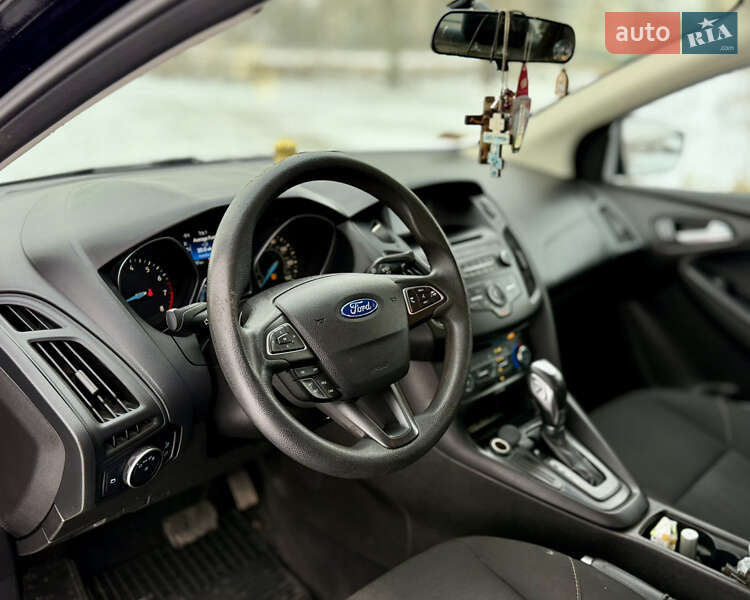 Седан Ford Focus 2015 в Славуте