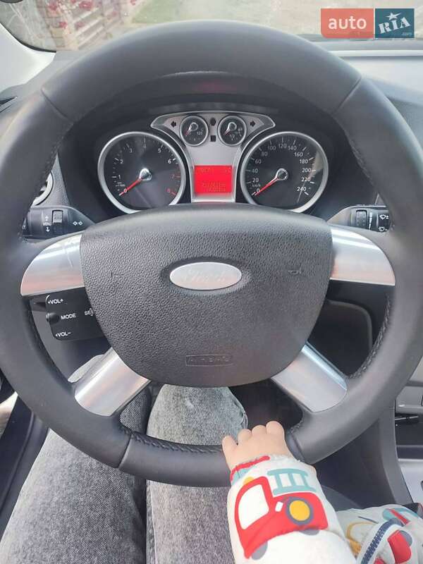 Универсал Ford Focus 2008 в Ивано-Франковске фото 10 Универсал Ford Focus 2008 в Ивано-Франковске