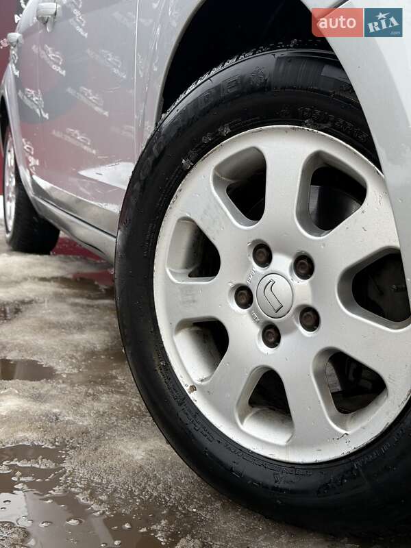 Хэтчбек Ford Focus 2009 в Сумах