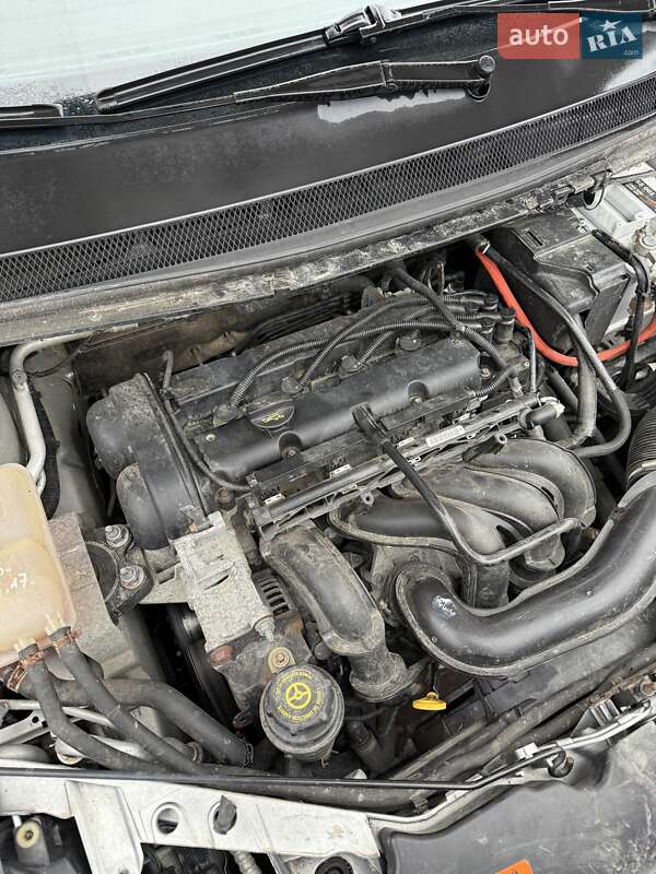 Хэтчбек Ford Focus 2009 в Сумах