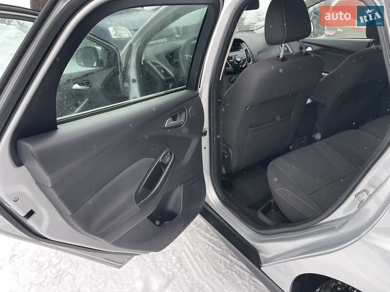 Универсал Ford Focus 2012 в Ровно