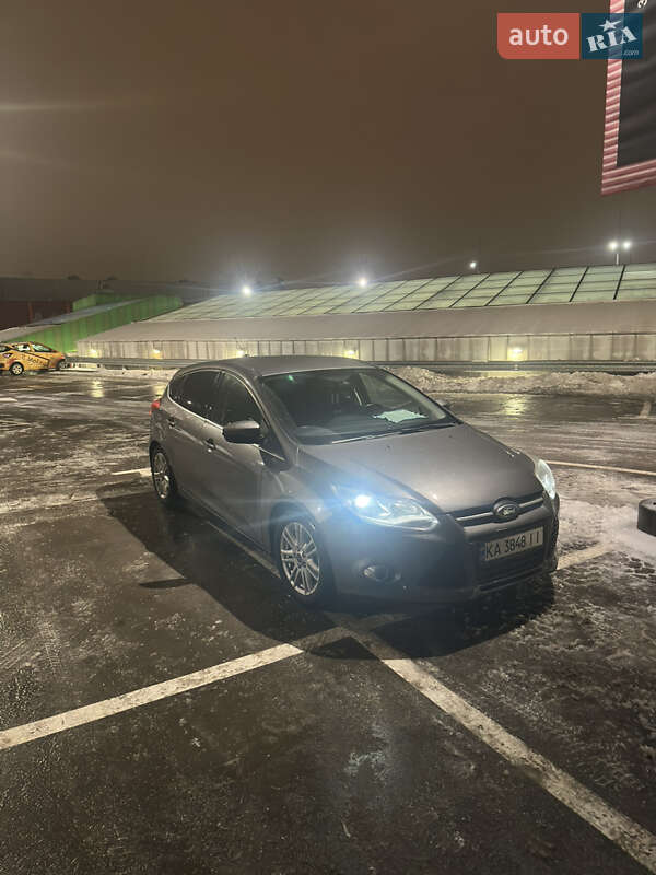 Хэтчбек Ford Focus 2013 в Киеве