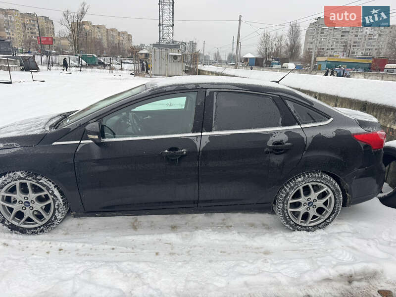 Седан Ford Focus 2016 в Киеве