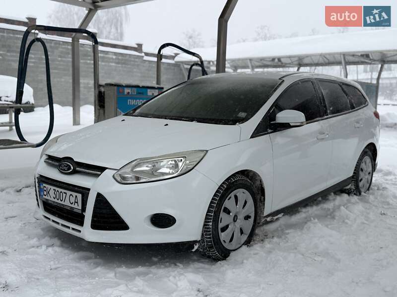 Универсал Ford Focus 2011 в Ровно