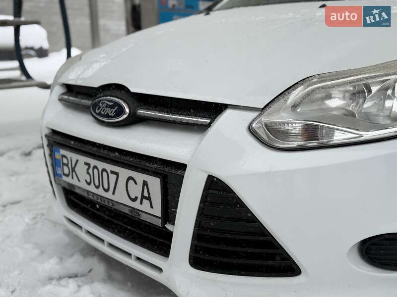 Универсал Ford Focus 2011 в Ровно