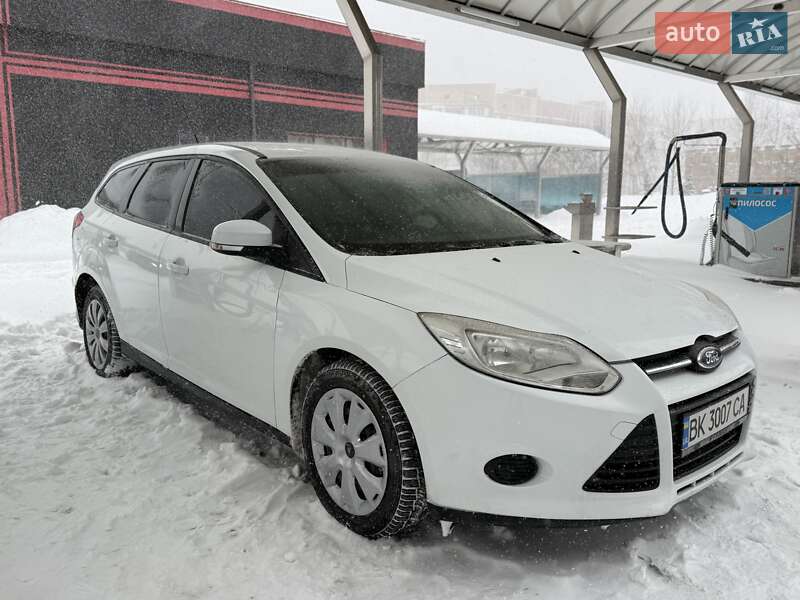Универсал Ford Focus 2011 в Ровно