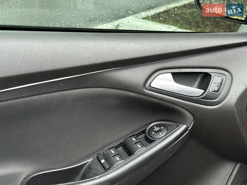 Седан Ford Focus 2017 в Одесі