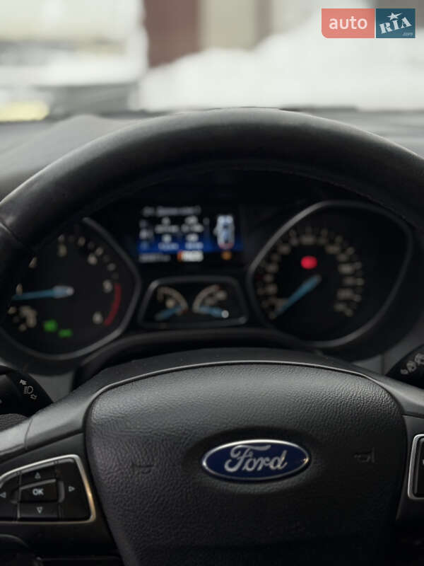 Универсал Ford Focus 2018 в Микулинцах