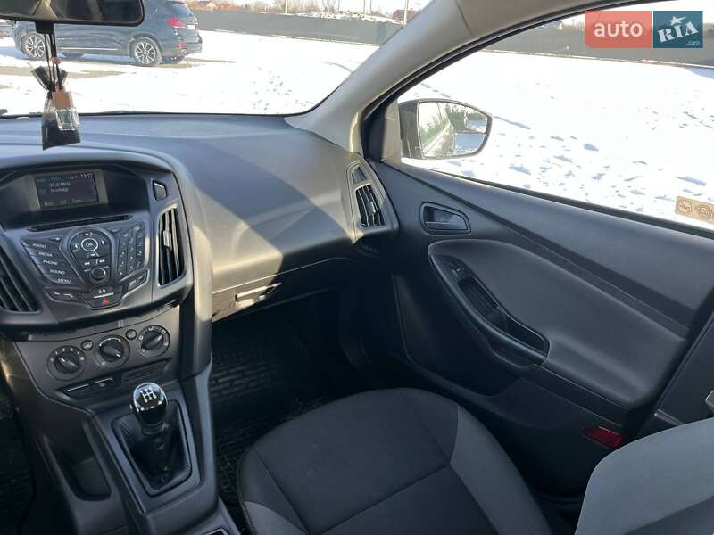 Седан Ford Focus 2013 в Львове фото 13 Седан Ford Focus 2013 в Львове