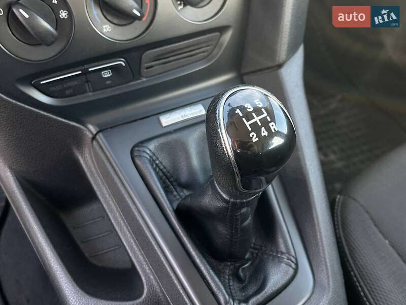 Седан Ford Focus 2013 в Львове фото 24 Седан Ford Focus 2013 в Львове