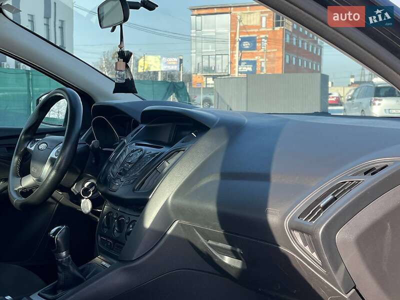 Седан Ford Focus 2013 в Львове фото 29 Седан Ford Focus 2013 в Львове