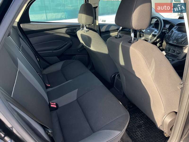 Седан Ford Focus 2013 в Львове фото 33 Седан Ford Focus 2013 в Львове