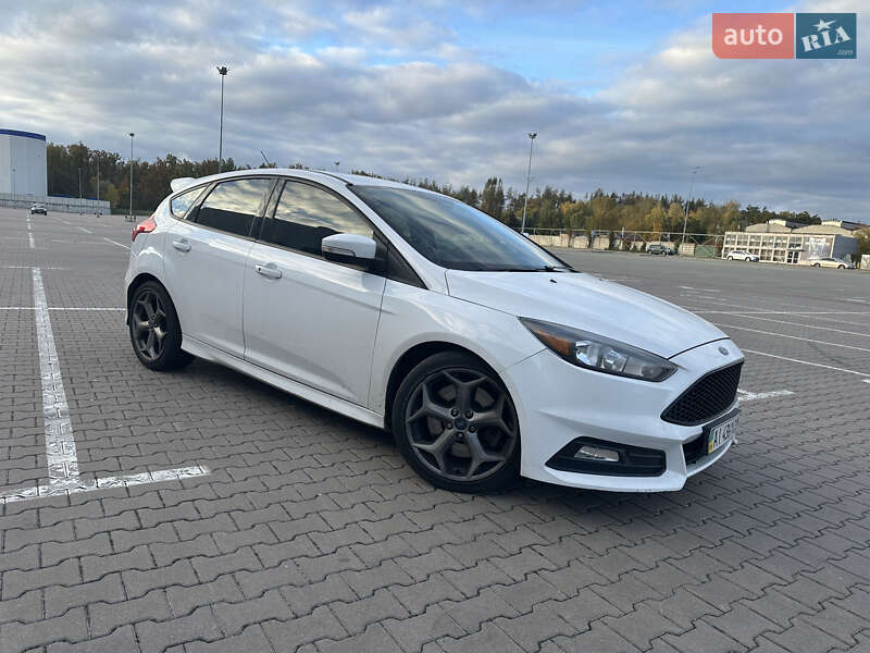 Хэтчбек Ford Focus 2018 в Киеве
