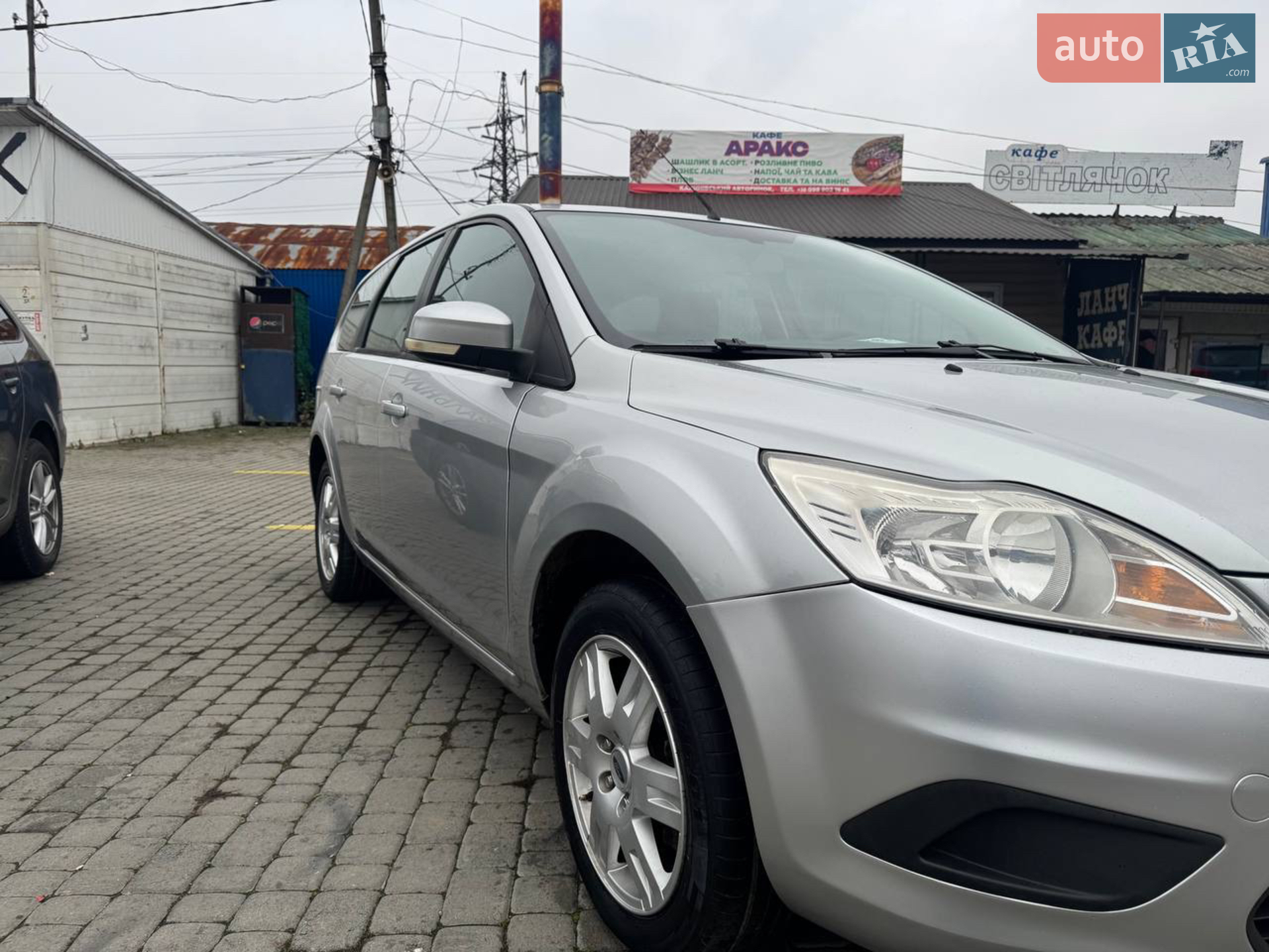 2010 Ford Focus - мініатюра 6