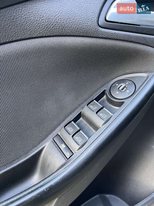 Хэтчбек Ford Focus 2013 в Львове