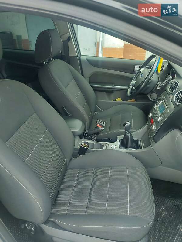 Універсал Ford Focus 2010 в Тернополі фото 19 Універсал Ford Focus 2010 в Тернополі