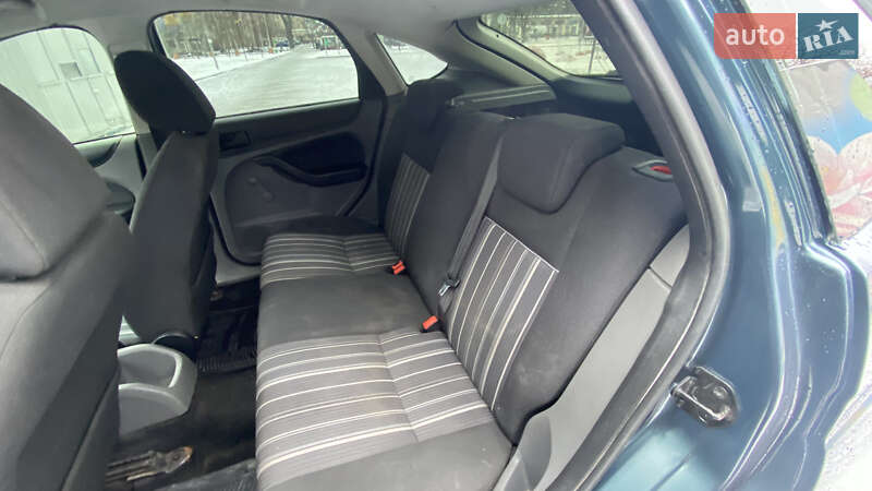 Хэтчбек Ford Focus 2011 в Днепре фото 15 Хэтчбек Ford Focus 2011 в Днепре
