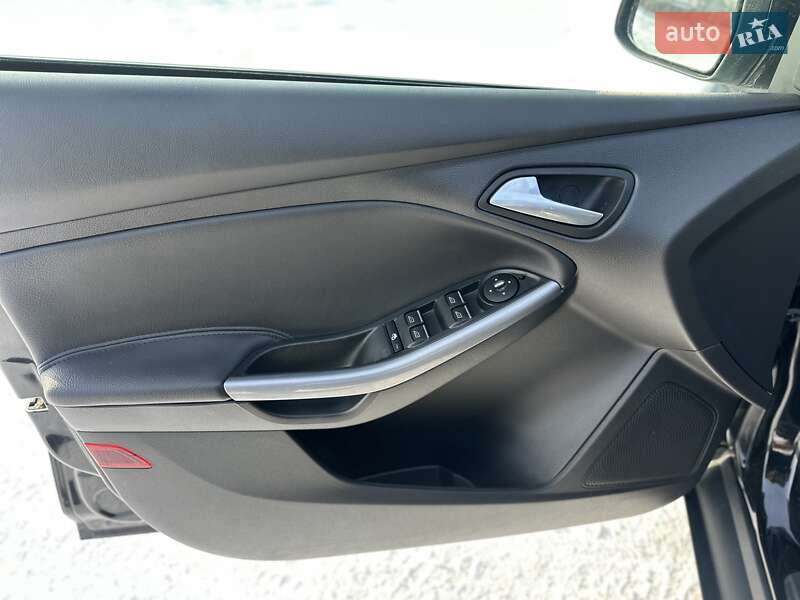 Універсал Ford Focus 2011 в Гнівані