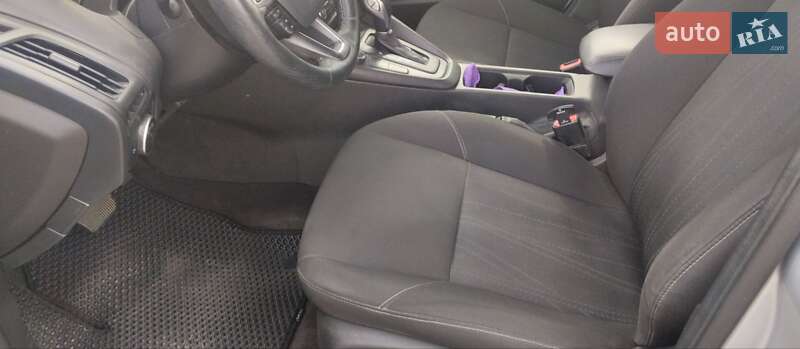 Седан Ford Focus 2017 в Ужгороде