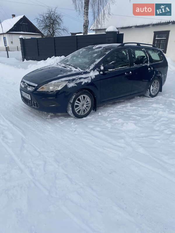 Универсал Ford Focus 2008 в Сарнах