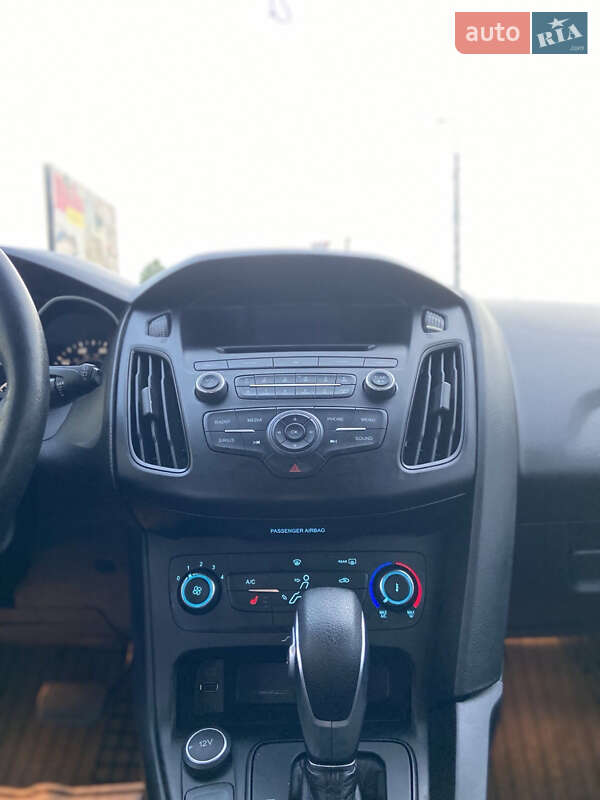 Хэтчбек Ford Focus 2017 в Здолбунове