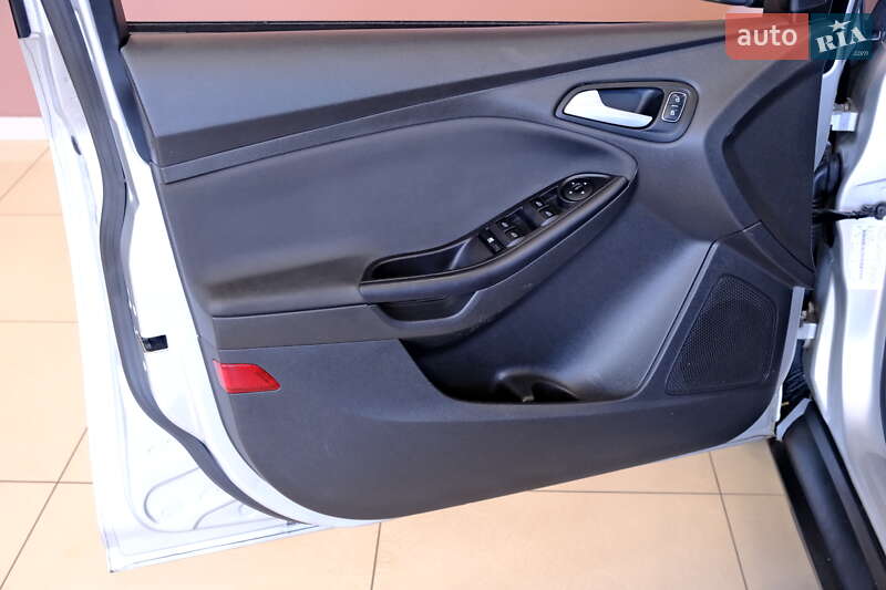 Седан Ford Focus 2017 в Одессе