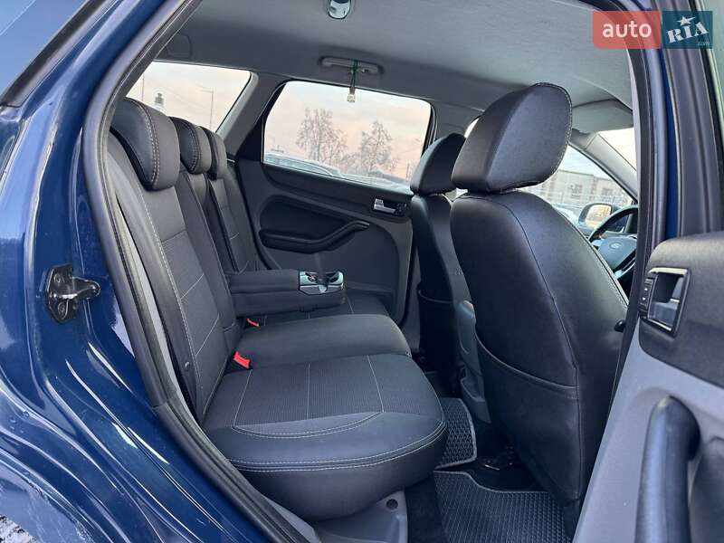 Універсал Ford Focus 2010 в Києві фото 11 Універсал Ford Focus 2010 в Києві