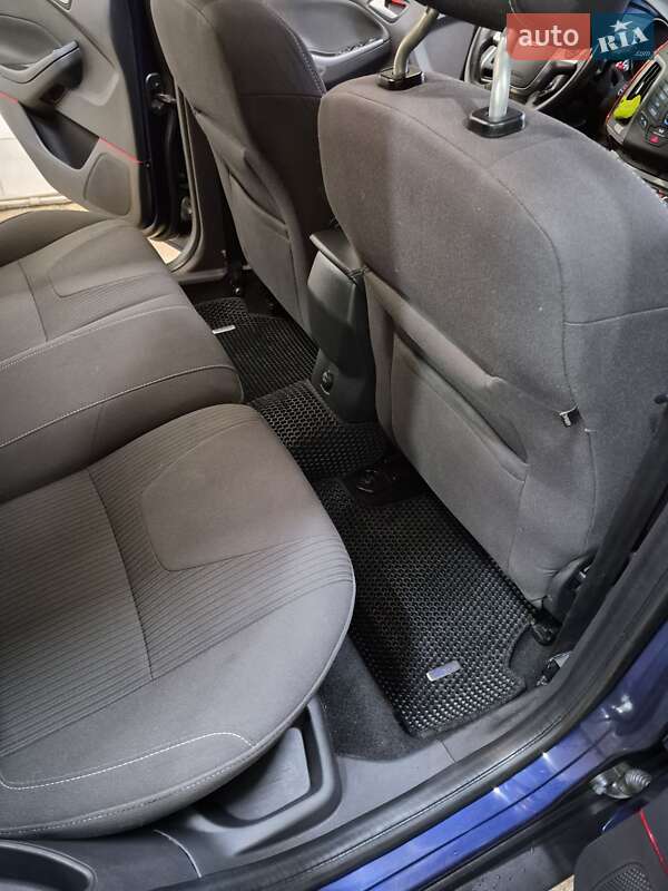 Універсал Ford Focus 2011 в Конотопі