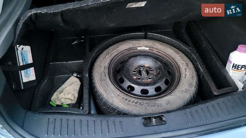 Хэтчбек Ford Focus 2006 в Виннице