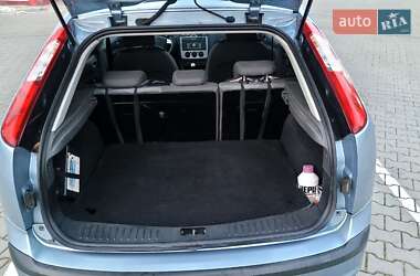 Хэтчбек Ford Focus 2006 в Виннице