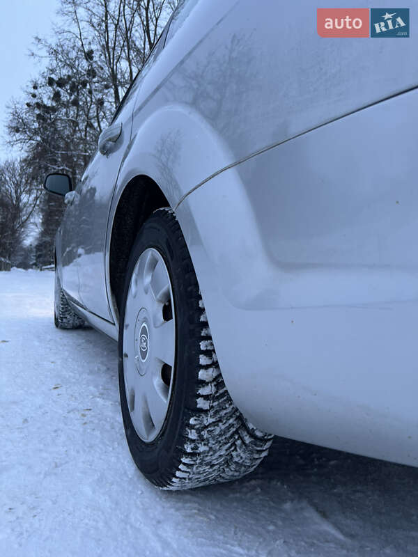 Універсал Ford Focus 2010 в Звягелі