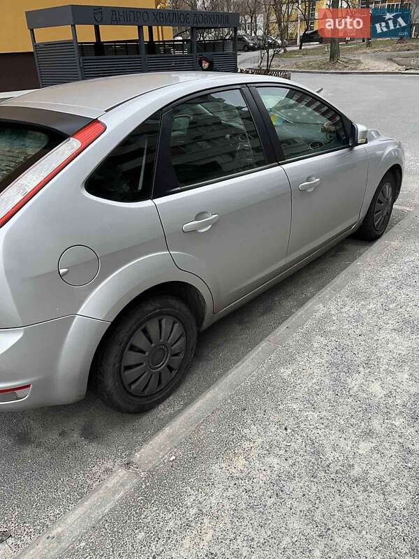 Хетчбек Ford Focus 2008 в Дніпрі