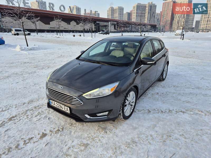 Хэтчбек Ford Focus 2015 в Киеве