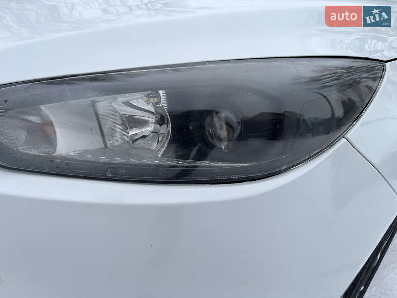 Седан Ford Focus 2016 в Києві