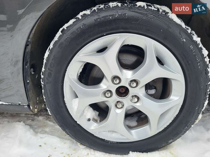 Седан Ford Focus 2018 в Львові