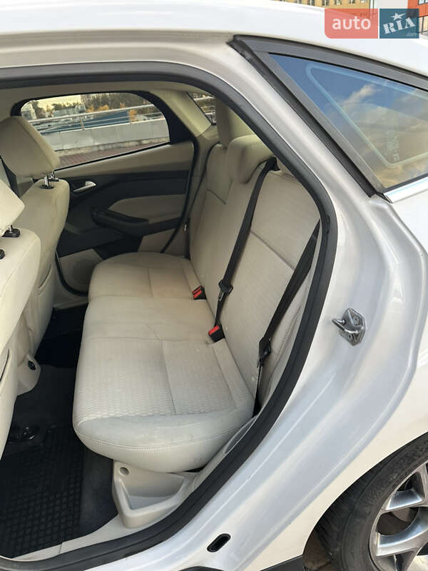 Седан Ford Focus 2012 в Києві