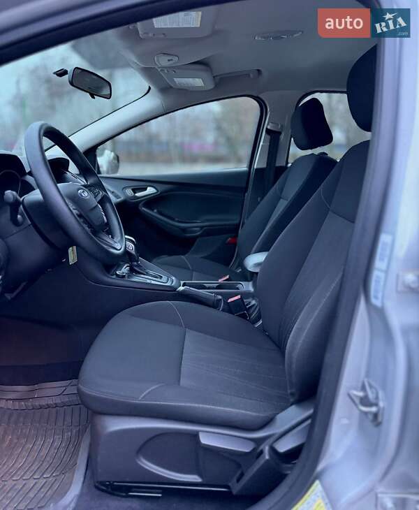 Хэтчбек Ford Focus 2015 в Днепре