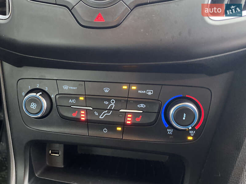 Хетчбек Ford Focus 2015 в Києві фото 14 Хетчбек Ford Focus 2015 в Києві