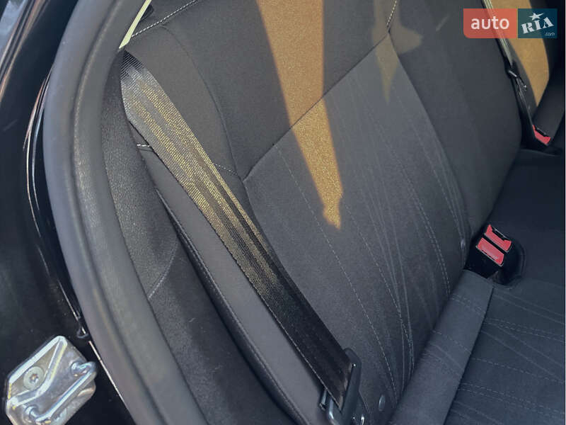 Седан Ford Focus 2015 в Киеве