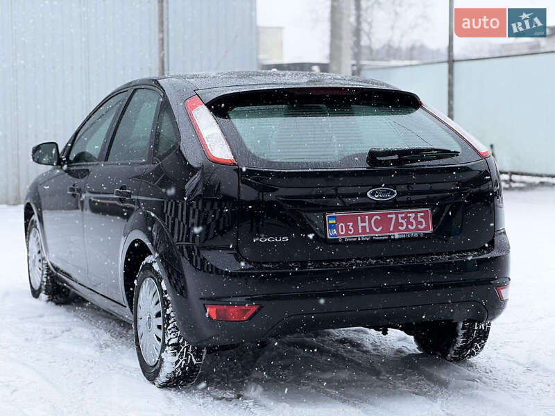 Хэтчбек Ford Focus 2008 в Вознесенске