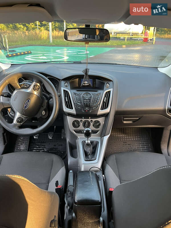 Универсал Ford Focus 2012 в Луцке