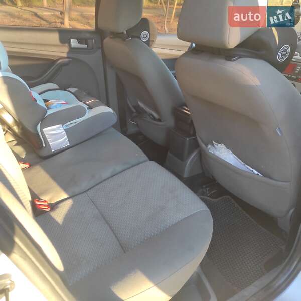 Універсал Ford Focus 2007 в Смоліному