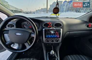 Хэтчбек Ford Focus 2011 в Чернигове